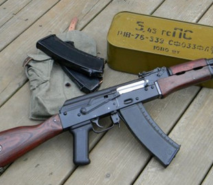 Отправлял оружие по почте: в Днепропетровской области перекрыли канал поставки боеприпасов