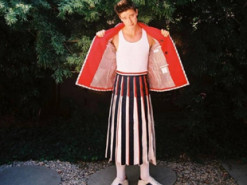 Син Шварценеггера знявся в спідниці для популярного журналу