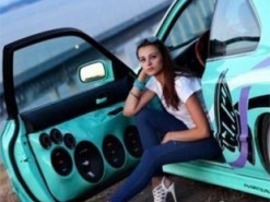 Ученые определили самую опасную для водителей музыку и составили список треков