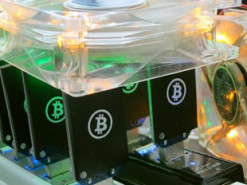 Нефтегазовая компания разместит в Канаде миллион биткоин-майнеров из Китая