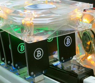 Нефтегазовая компания разместит в Канаде миллион биткоин-майнеров из Китая