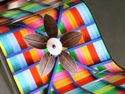 BOE показала растягиваемый планшет и гибкий смартфон