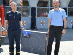 Рятувальники Прикарпаття отримали комплект супутникового Інтернету Starlink