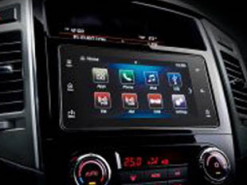 Эксперты назвали мультимедийные системы отвлекающие водителей