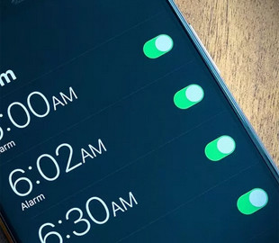 Владельцы iPhone столкнулись с невозможностью установить будильник при определённых настройках