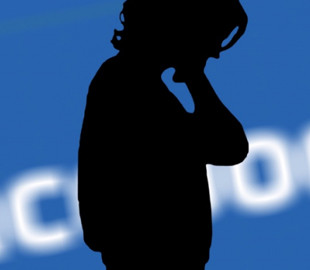 Facebook обсуждает возможность использования системы распознавания лиц в своих умных очках