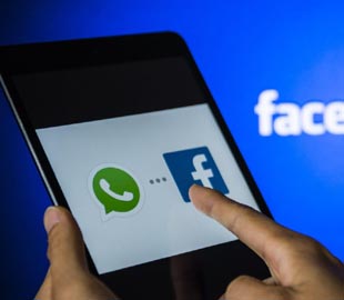 Ушли в отставку топ-менеджеры Facebook и WhatsApp