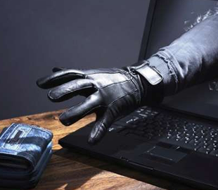 Чоловік повірив псевдопрацівнику банку та перерахував йому 54 тисячі гривень