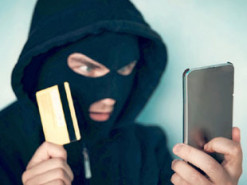 В Днепре фейковые СБУшники списывают деньги с чужих кредиток