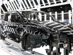 Tesla нарастила производство на 64% и уже способна выпускать до миллиона электромобилей в год