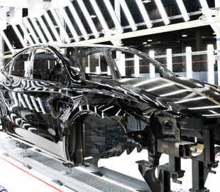 Tesla нарастила производство на 64% и уже способна выпускать до миллиона электромобилей в год