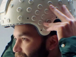 Эксперименты на МКС. Космические туристы SpaceX доставят на станцию особый шлем