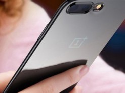 Глава OnePlus поделился фотографиями с нового флагмана