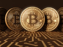 Популярность биткоина продолжает падать