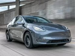 Эксперты взломали автопилот Tesla. Результаты удивили