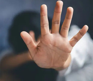 ШІ навчився виявляти ризик домашнього насильства за кілька років до звернення по допомогу