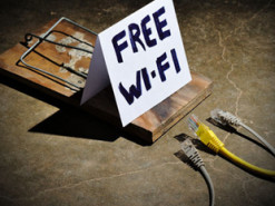 Как обезопасить себя при подключении к публичному Wi-Fi