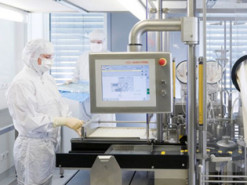 Tesla вместе с немцами разрабатывает «принтер» для синтеза РНК - это облегчит создание вакцин