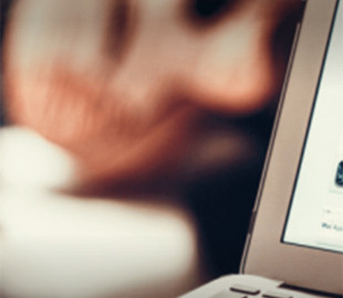 У Кропивницькому викpили чоловіка, який агітував у соцмеpежах за pосію