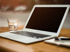 Федоров заявил, что 50 популярных услуг в Украине планируют перевести в режим онлайн