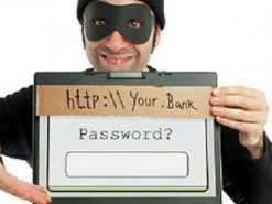 Интернет-мошенник обманул женщину на 28 тысяч гривен