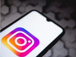 Instagram вибачається за те, що додав слово «терорист» до деяких профілів палестинських користувачів