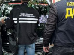 На Львівщині викрили злочинну групу, що торгувала автомобілями для ЗСУ
