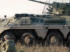 Українські бійці показали вітчизняний БТР-4 “Буцефал”