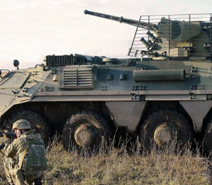 Українські бійці показали вітчизняний БТР-4 “Буцефал”