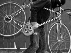 Японец разработал противоугонные стикеры для велосипедов