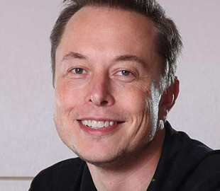 Илон Маск рассказал, как мозговые чипы расширят возможности человека