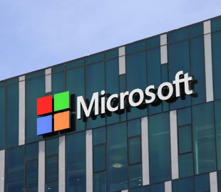 Microsoft попросили отказаться от борьбы за контракт на $10 миллиардов из-за «страданий людей»
