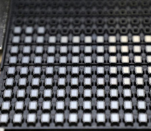 Индия выделит $10 млрд субсидий для привлечения производителей чипов и дисплеев