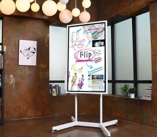 Samsung показала электронные «маркерную» доску и 146-дюймовую «стену»