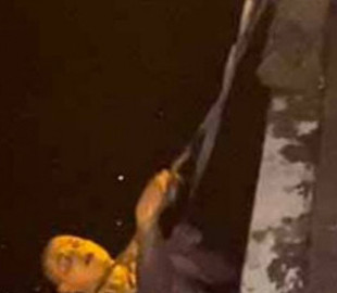 В Херсоні журналісти-телевізійники врятували п’яного хлопця, який стрибнув в Дніпро