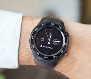 Google представила обновление для Wear OS, повышающее автономность смарт-часов