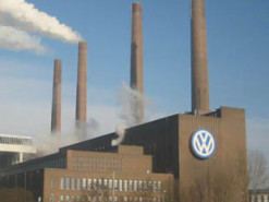 Tesla становить загрозу для існування Volkswagen