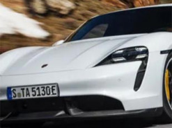 Porsche бесплатно обновит программное обеспечение моделей Taycan