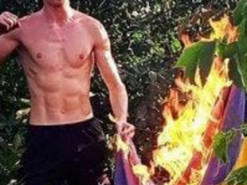 Чоловік з Маріуполя спалив прапор України й похвалився цим у мережі