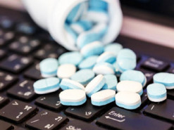 Одессит завозил из ЕС наркотики под видом косметики и продавал их через интернет