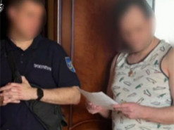 Спалив прапор України й шукав військові склади: у Чернівцях засудили зрадника, який зливав інформацію РФ