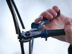 На Днепропетровщине мужчина оставил без интернета 24 многоэтажки