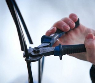 На Днепропетровщине мужчина оставил без интернета 24 многоэтажки