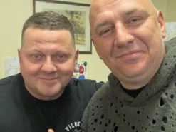 Потап похизувався світлиною з Валерієм Залужним: "Йдемо до перемоги"