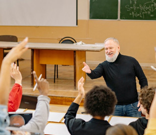 Педагоги не воюють. Хто з учителів та вчених отримав відстрочку від мобілізації