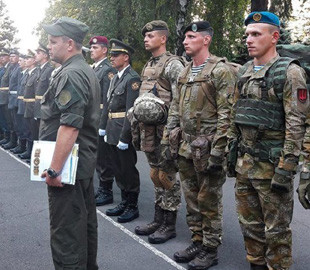 На вулицях Києва з'явилися військкоми: кияни повідомляють про вручення повісток