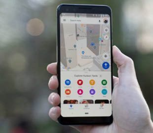 Художник в Германии заставил Google Maps "поверить" в пробки с помощью тележки