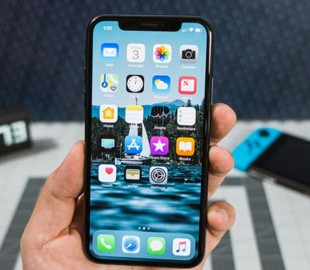 Почему iPhone X не вошел в тройку лучших смартфонов 2017 года