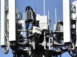 Протестующие в Нидерландах разрушили четыре вышки сотовой связи 5G