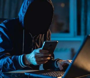 Шахраї розсилають українцям листи про «несплачені податки»: як не стати жертвою